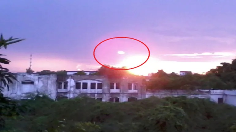 Penampakan Asing Alien Dan UFO Di Berbagai Daerah