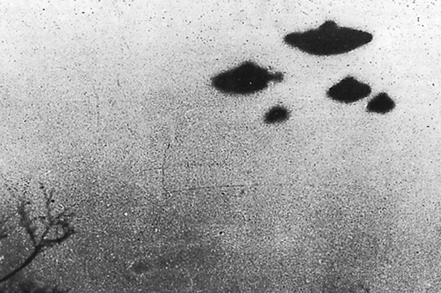 Fakta Mengenai UFO Yang Mengepung Kapal Perang Dari Amerika Serikat