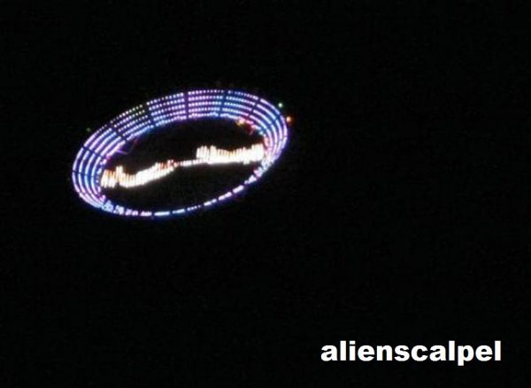 Bahkan Jika Anda Berpikir Membahas Alien Itu Konyol, Dengarkan Saya