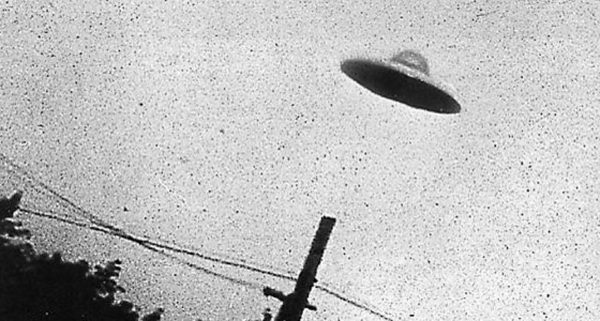 UFO: Mengapa Pemerintah Tidak Mengungkapkan Informasi Tentang Alien